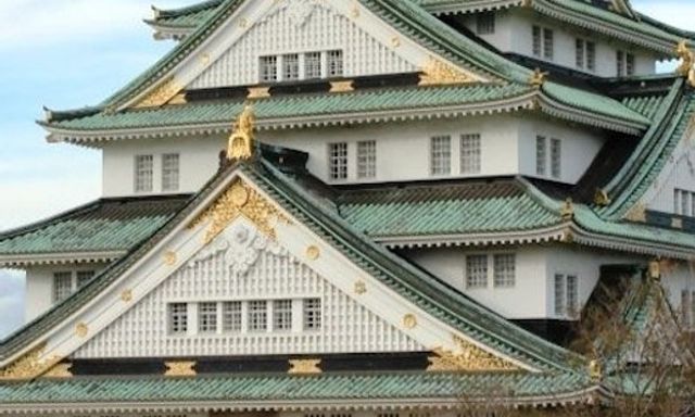 Tour tham quan toàn cảnh thành phố Osaka bằng xe buýt mui trần và vé vào Bảo tàng Lâu đài Osaka.